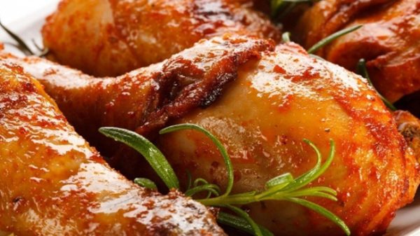 Bí quyết nấu ăn: Cách làm gà xối mỡ thơm ngon giòn rụm