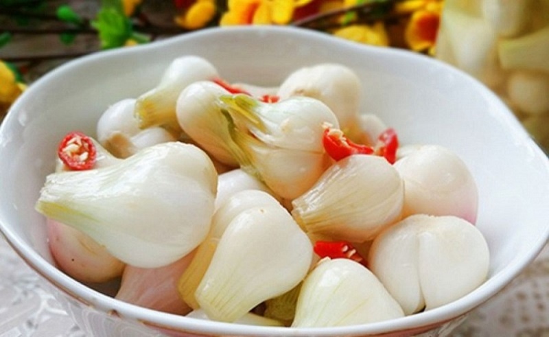 Cách làm muối dưa hành kiệu chuẩn hương vị ngày Tết của người Việt