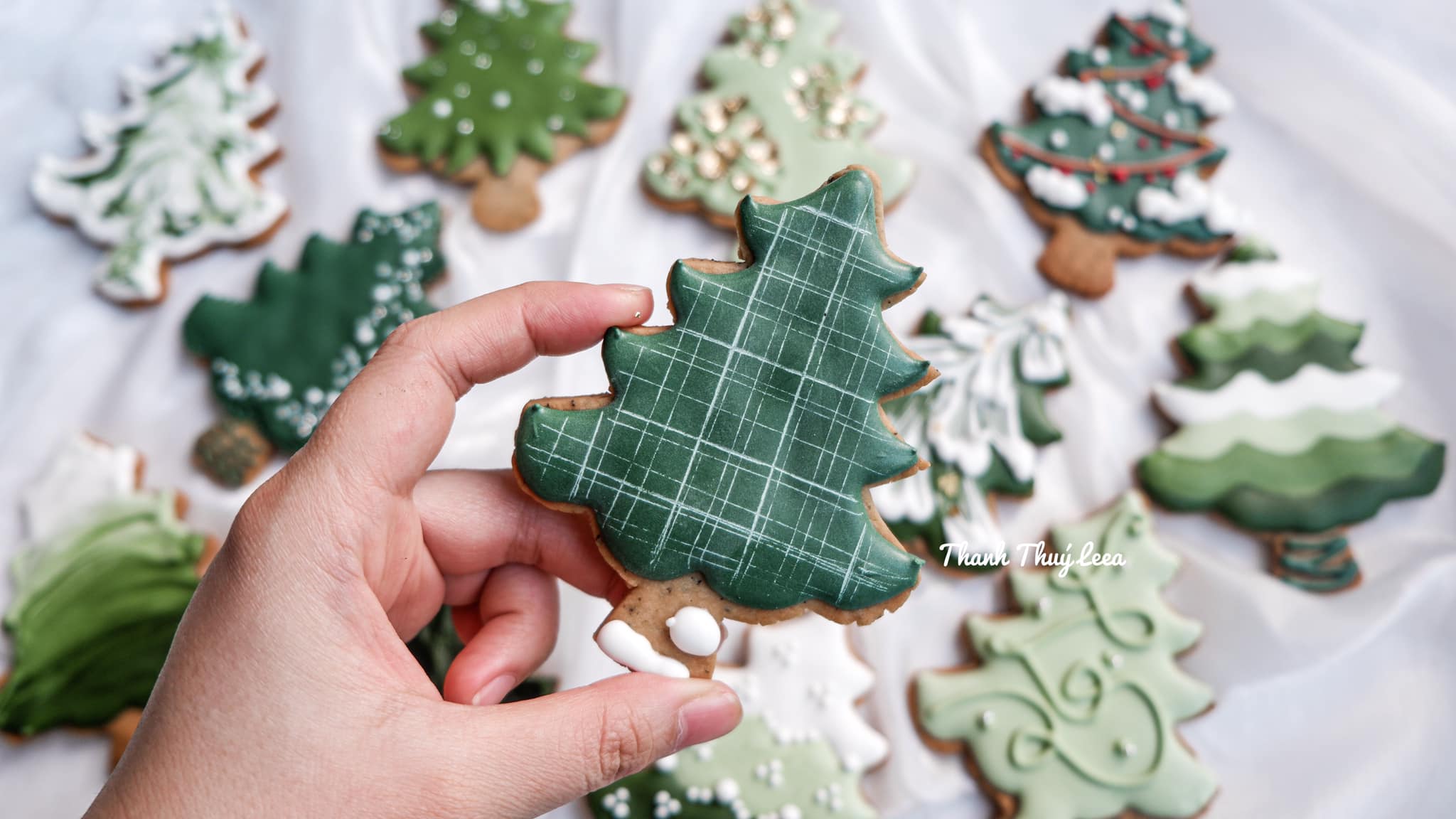 Cách làm và trang trí bánh quy để đón Giáng sinh