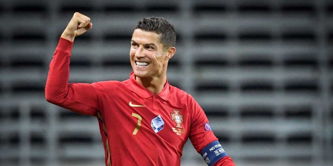 Cựu đầu bếp của Cristiano Ronaldo tiết lộ bí mật ăn nghiêm ngặt giúp CR7 lập 57 cú hat-trick trong sự nghiệp