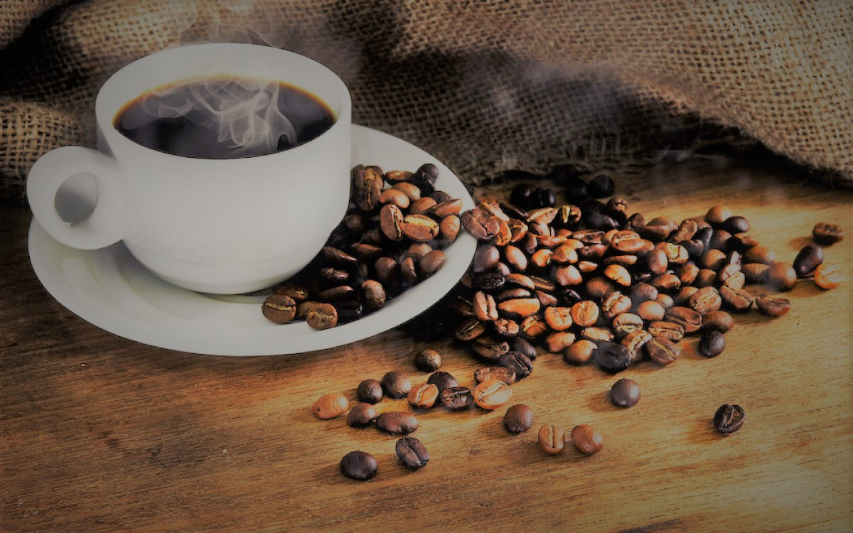 Giá cà phê hôm nay 4/1/2021: Giá cà phê Robusta giữ đà giảm  