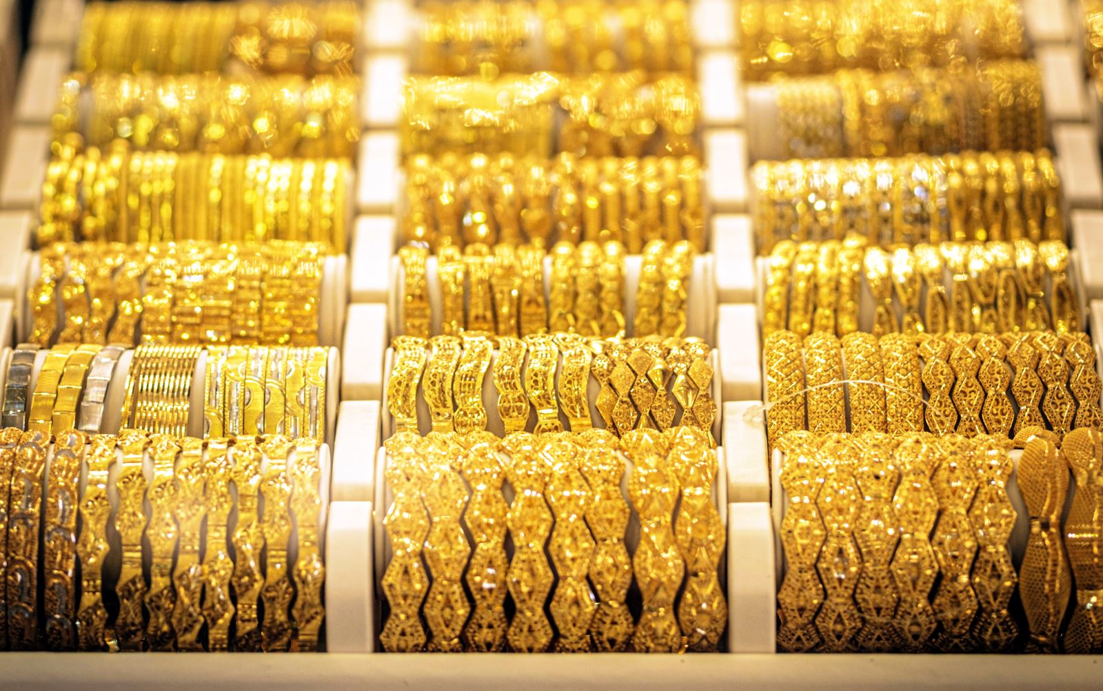 Giá vàng hôm nay 8/11: Vàng SJC gần 59 triệu đồng/lượng, lập đỉnh trong năm