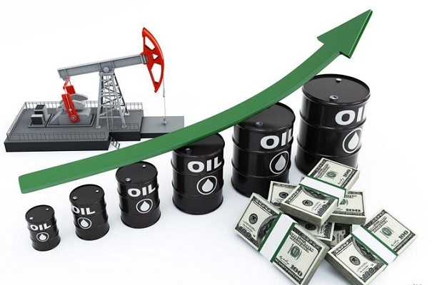 Giá xăng dầu hôm nay 10/10: Cuối tuần tăng mạnh 