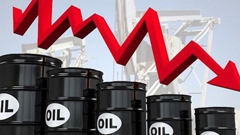 Giá xăng dầu hôm nay 1/11: Đồng loạt giảm nhẹ 