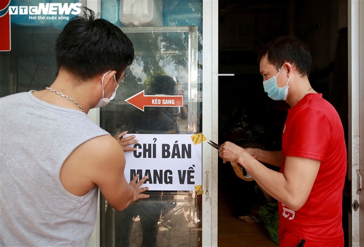 Hà Nội: “Vùng xanh” huyện Gia Lâm cho phép bán đồ ăn mang về