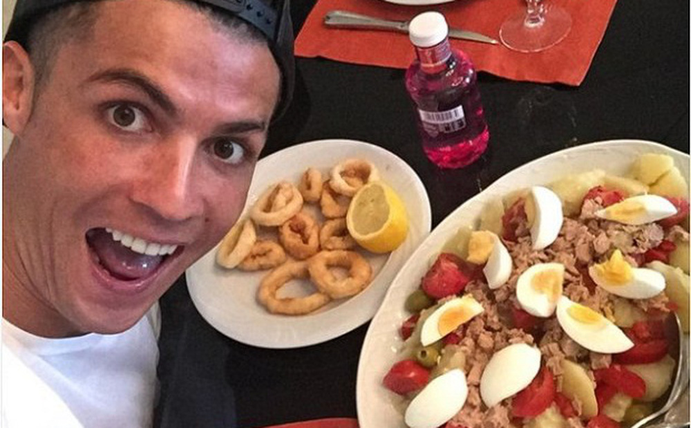 Thực đơn 'khắt khe' mà Ronaldo yêu cầu đầu bếp MU phải nấu riêng