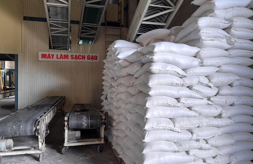 Doanh nghiệp Việt Nam trúng thầu bán 15.000 tấn gạo tấm cho Hàn Quốc 