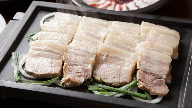 Cách làm món thịt lợn hấp nồi cơm điện ngon tuyệt hảo