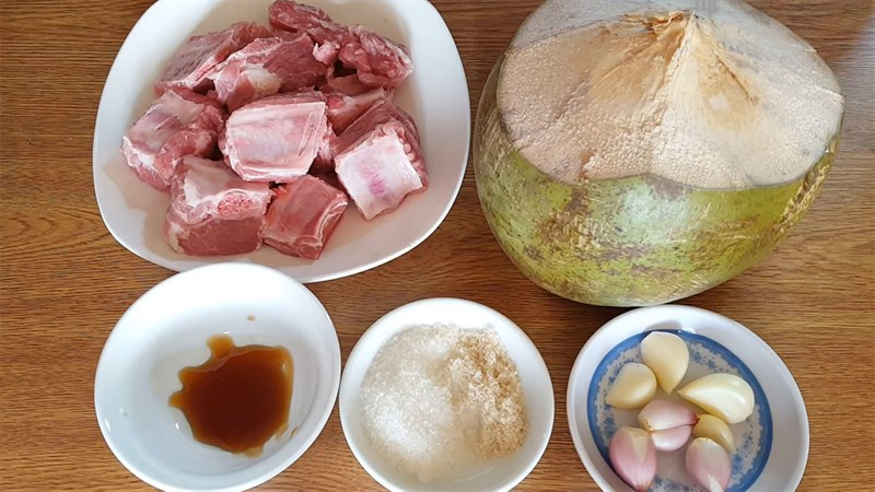 Nguyên liệu món sườn lợn rim nước dừa