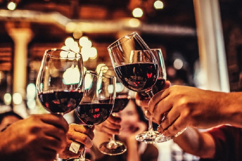 Rượu vang là thức uống giúp khơi nguồn cảm xúc