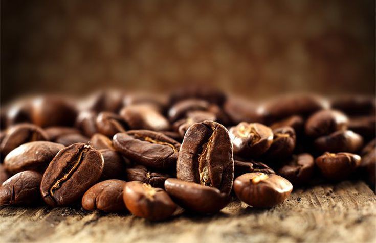 Giá cà phê hôm nay 21/12: Cà phê Arabica lao dốc giảm mạnh 