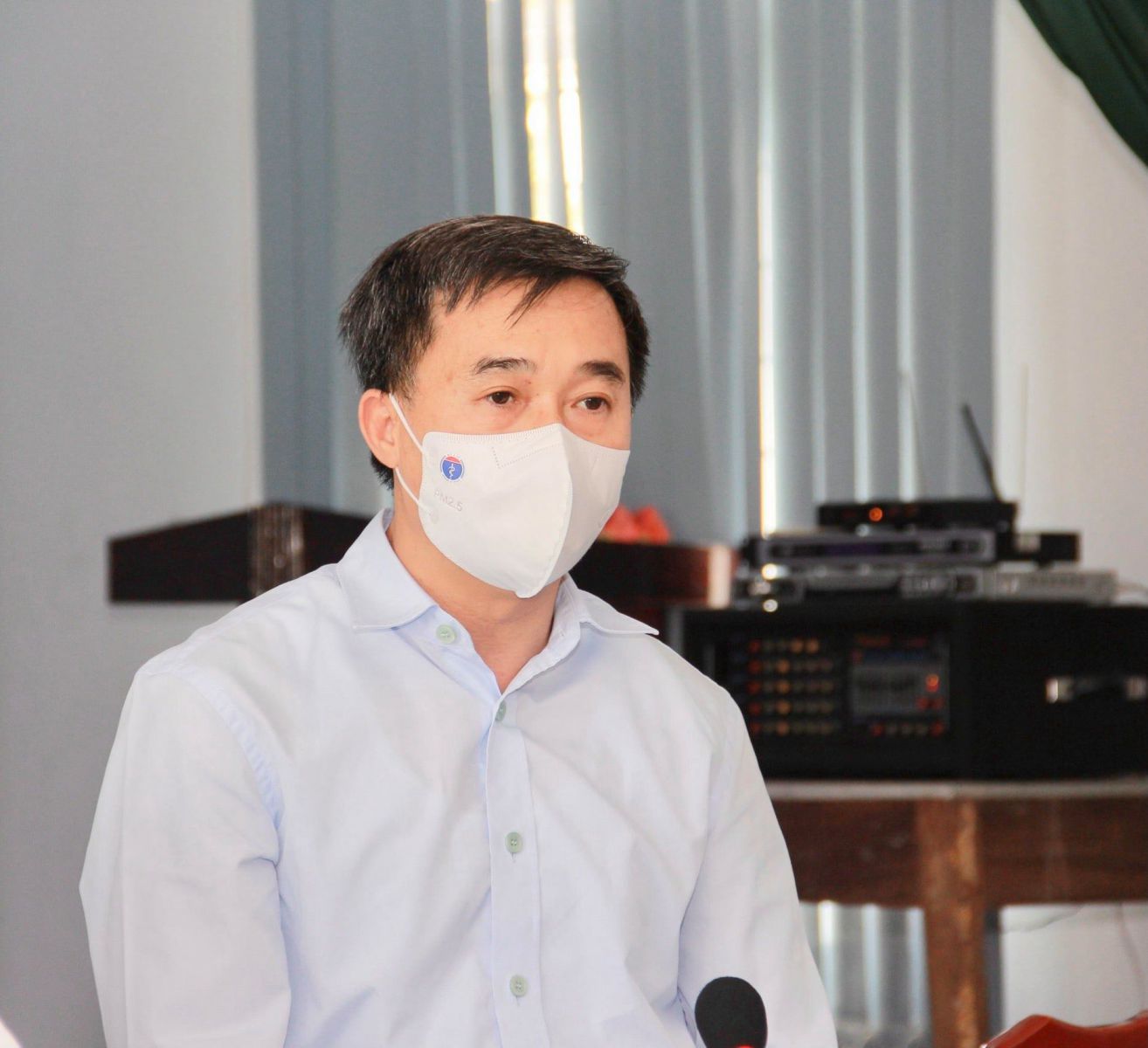 Thứ trưởng Bộ Y tế Trần Văn Thuấn phát biểu tại Cuộc họp.