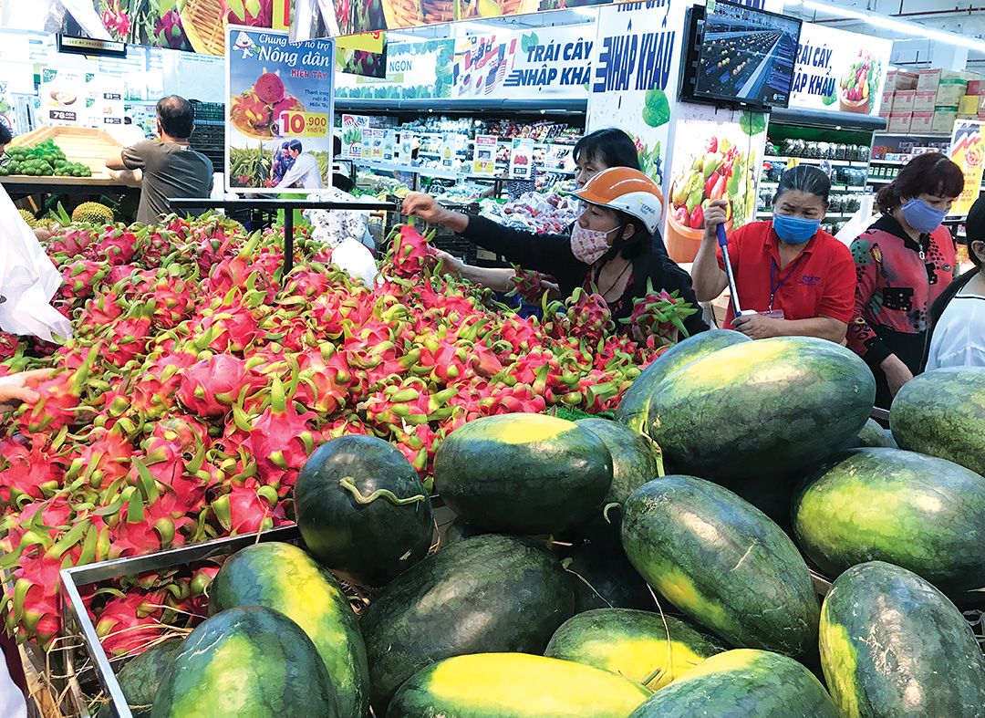 Hàng triệu tấn nông sản dội chợ Việt mùa Tết, sau khi tắc biên sang Trung Quốc 